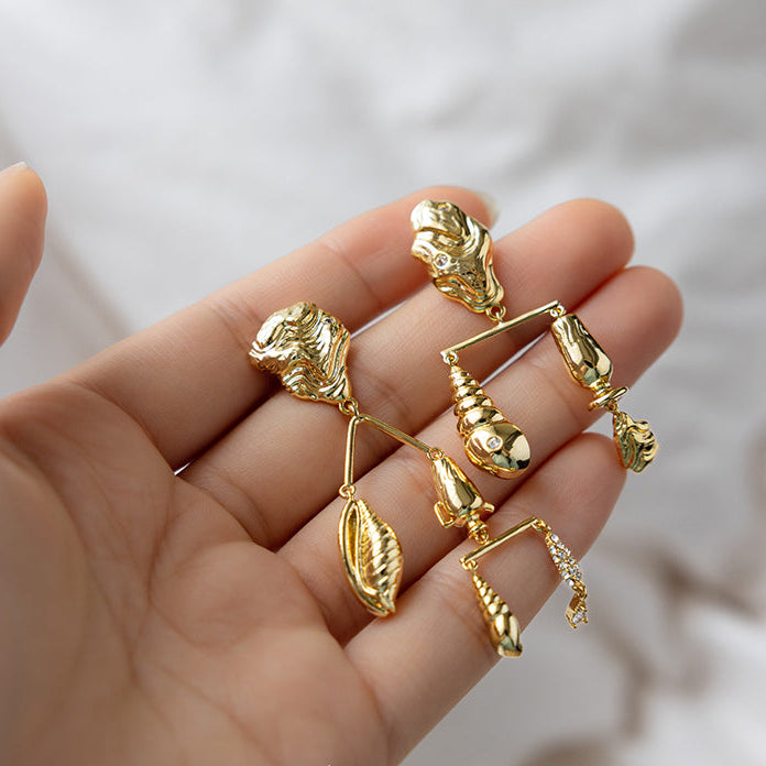 Seaside Expert Asymmetric Balance Earrings