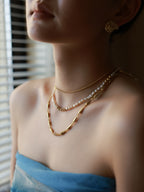 Baroque pearl necklace