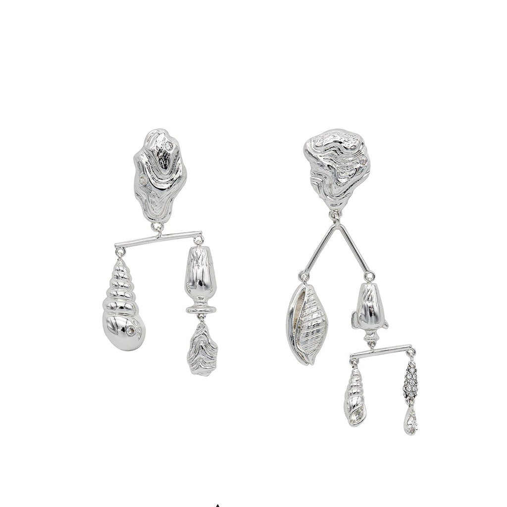 Seaside Expert Asymmetric Balance Earrings