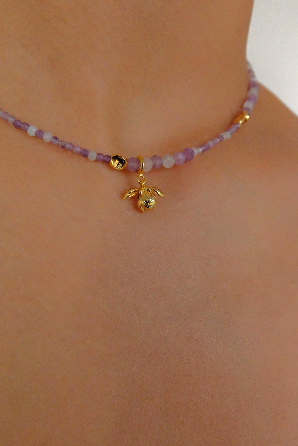 Natural stone collar chain