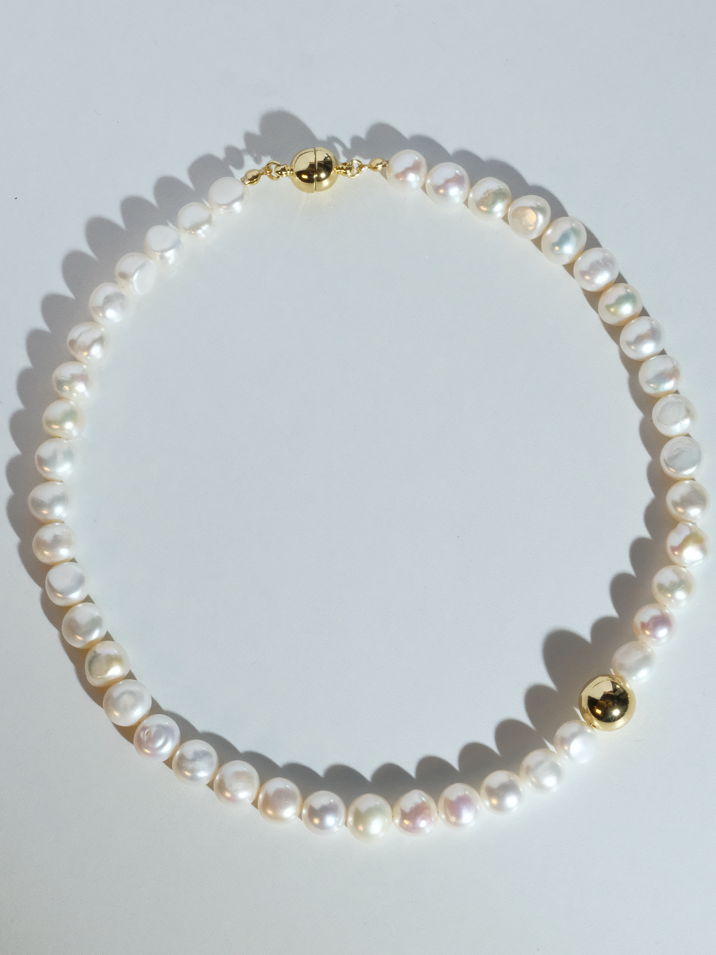 Baroque pearl necklace