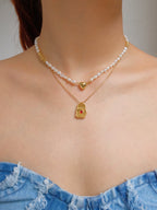 Baroque pearl necklace