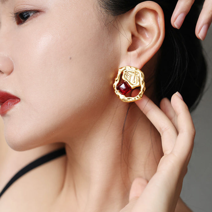 Red agate round earrings