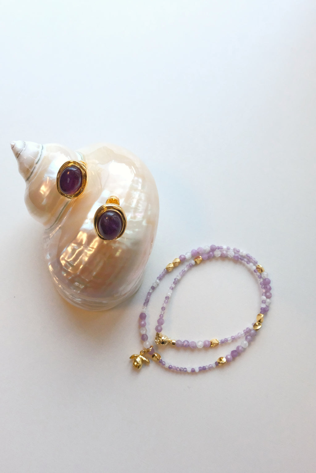 Natural stone collar chain