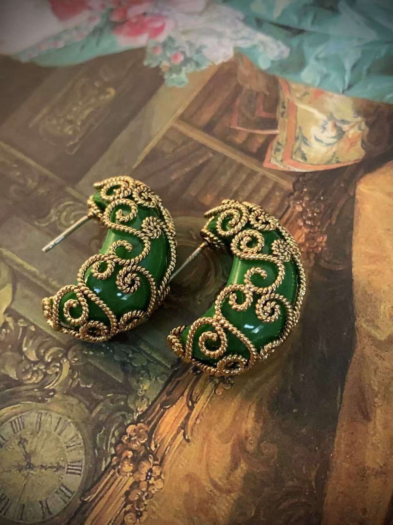 Emerald Gold Moon-Wrapped · Vintage Oriental Vine Whisper Earrings